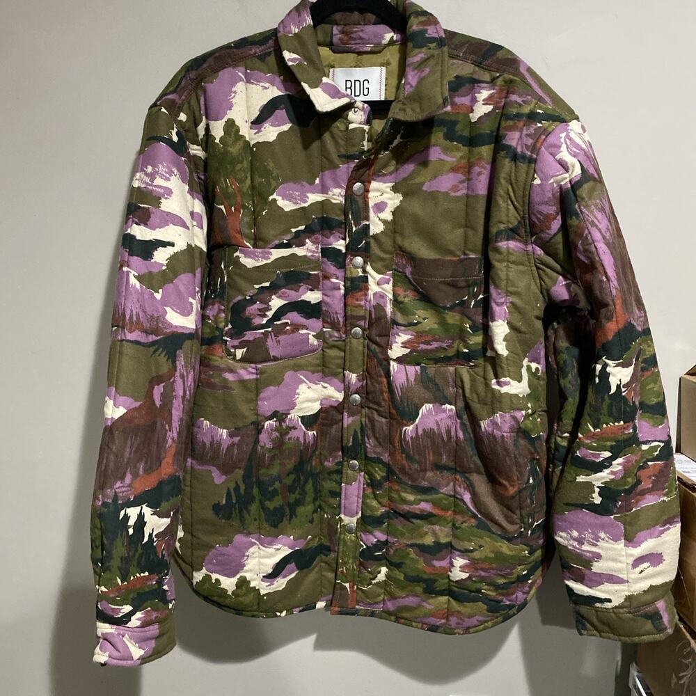 Urban Outfitters BDG Quilted Jacket Landscape Green Shacket Boxy Men’s Sz Lg